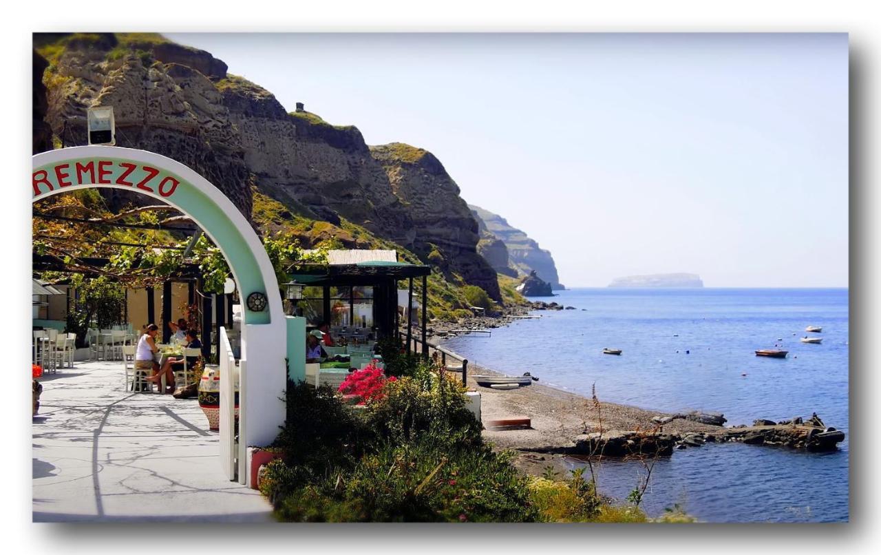 Golden Stone Santorini Suites Акротири Экстерьер фото